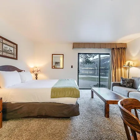Quiant Studio W/Lake View #144 At Donner Lake Village
